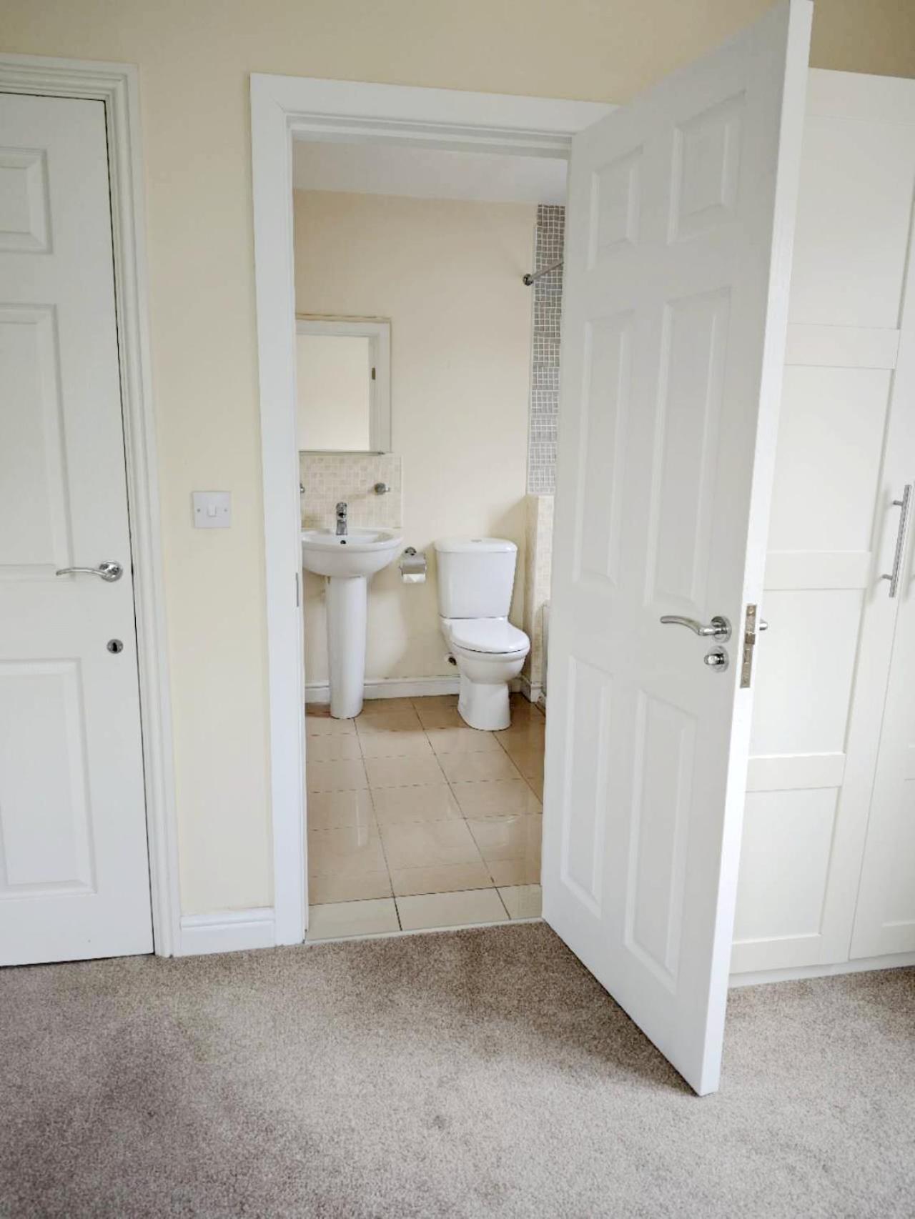 Large En-Suite 10Mins To Near City Center 버밍엄 외부 사진